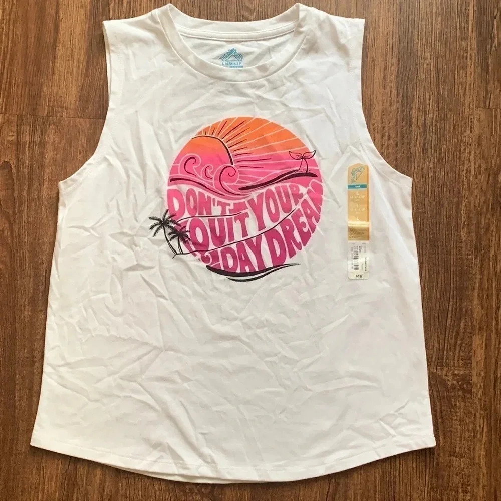 Thereabouts White Graphic Tank Tee Size Large